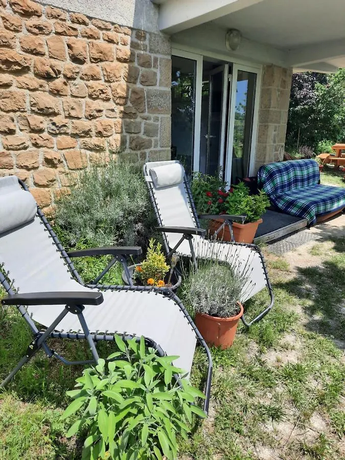 Les Coteaux De Planeze, Maison Et Jardin Dans Le Lot! Chambres Chez L'Habitant! Belmont-Bretenoux France